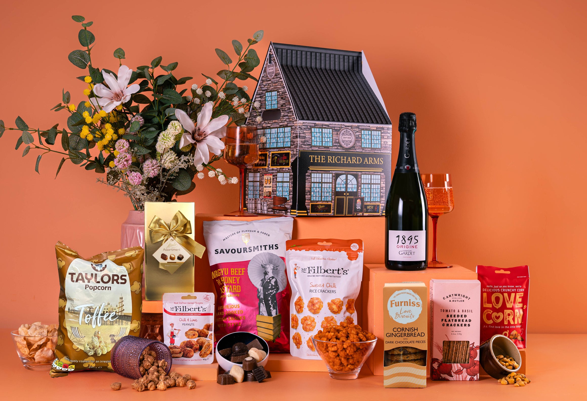 Name Your Tavern Birthday Pub Hamper
