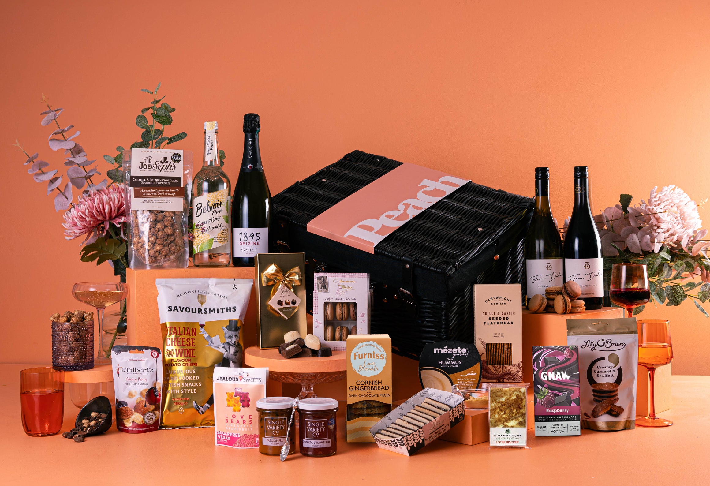 The Magnificent Thank You Hamper with Wine & Champagne