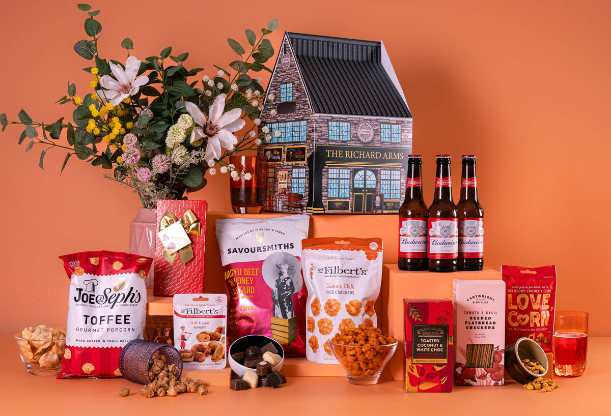 Name Your Tavern Corporate Hamper – Peach Hampers