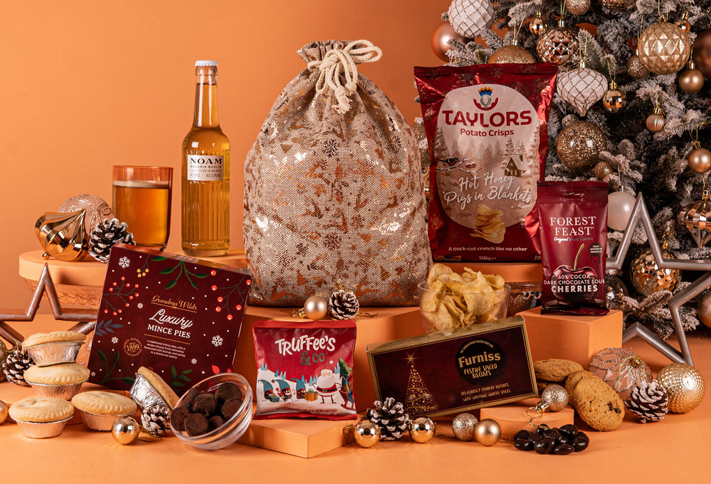 A Little Christmas Magic Hamper