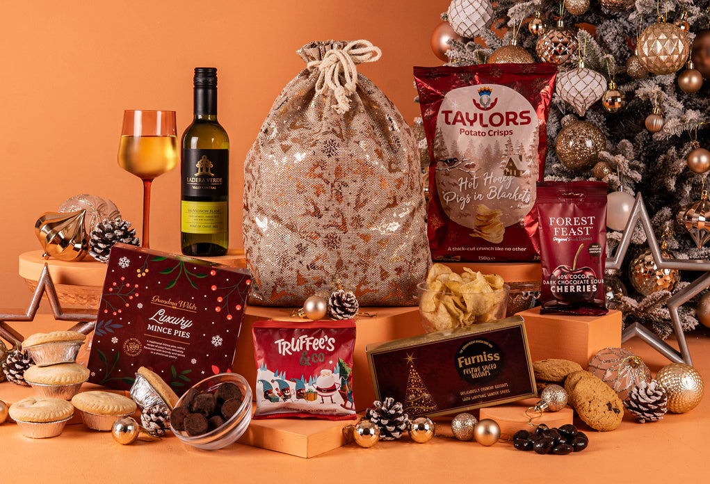 A Little Christmas Magic Hamper