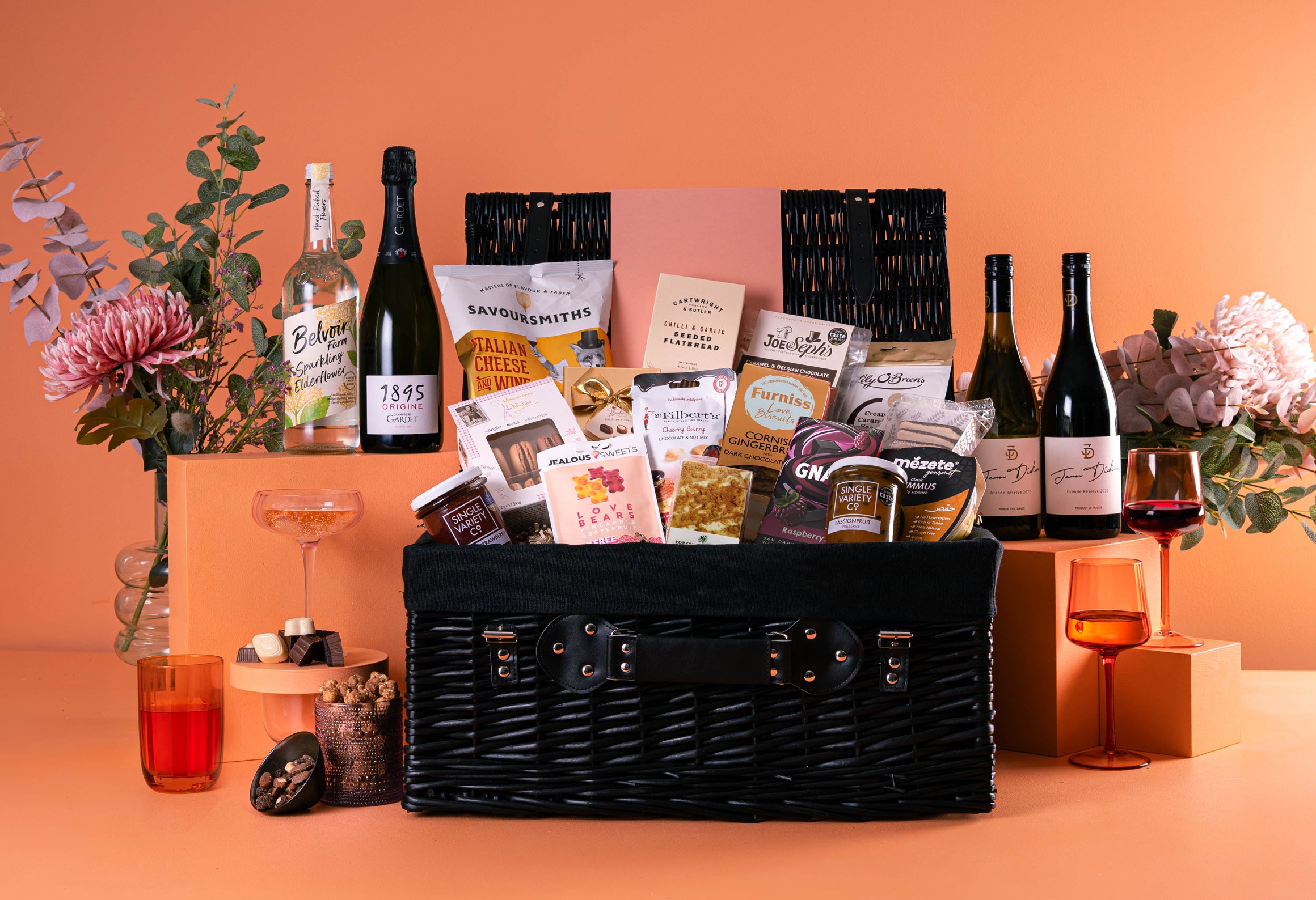 The Magnificent Anniversary Hamper with Wine &amp; Champagne